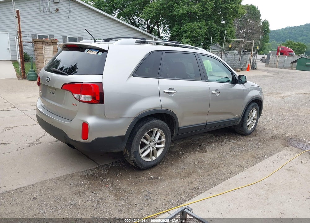 2014 KIA SORENTO VIN: 5XYKTDA62EG467884