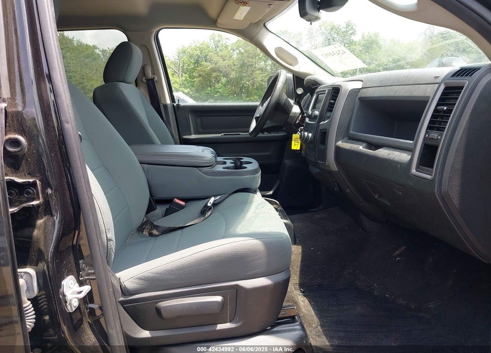 2015 RAM 2500 VIN: 3C6UR5CJ5FG679459