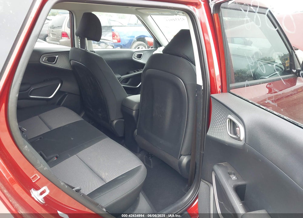 2025 KIA SOUL VIN: KNDJ23AU7S7267292