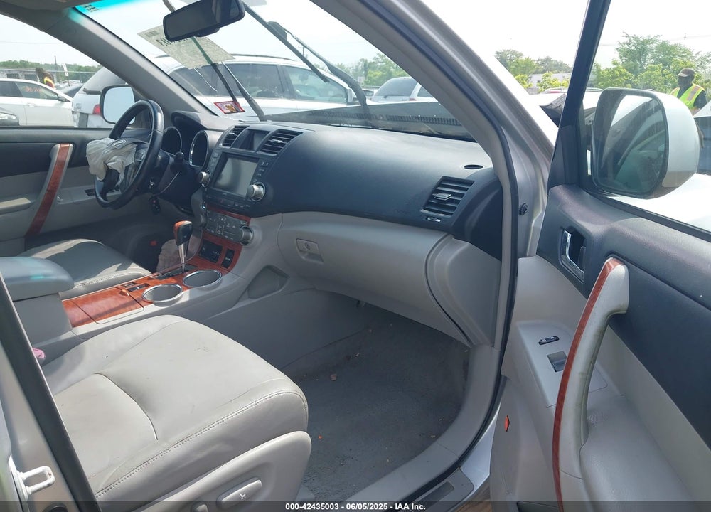 2009 TOYOTA HIGHLANDER VIN: JTEES42A692138362
