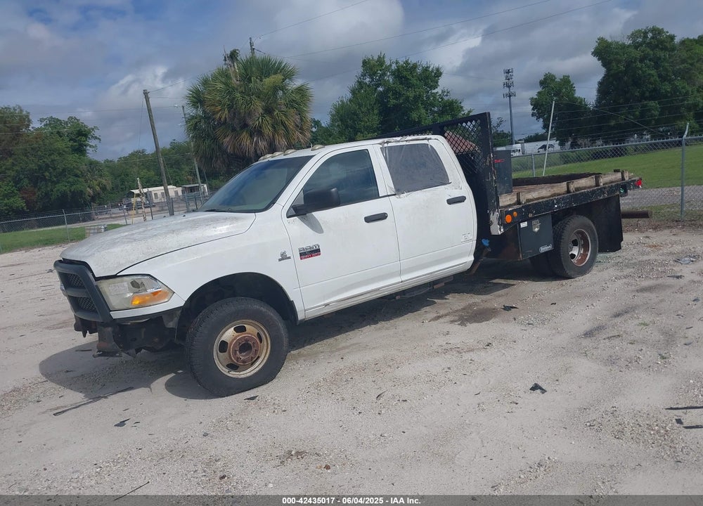 2011 RAM 3500 HD CHASSIS ST/SLT/LAIE VIN: 3D6WZ4CL6BG614105