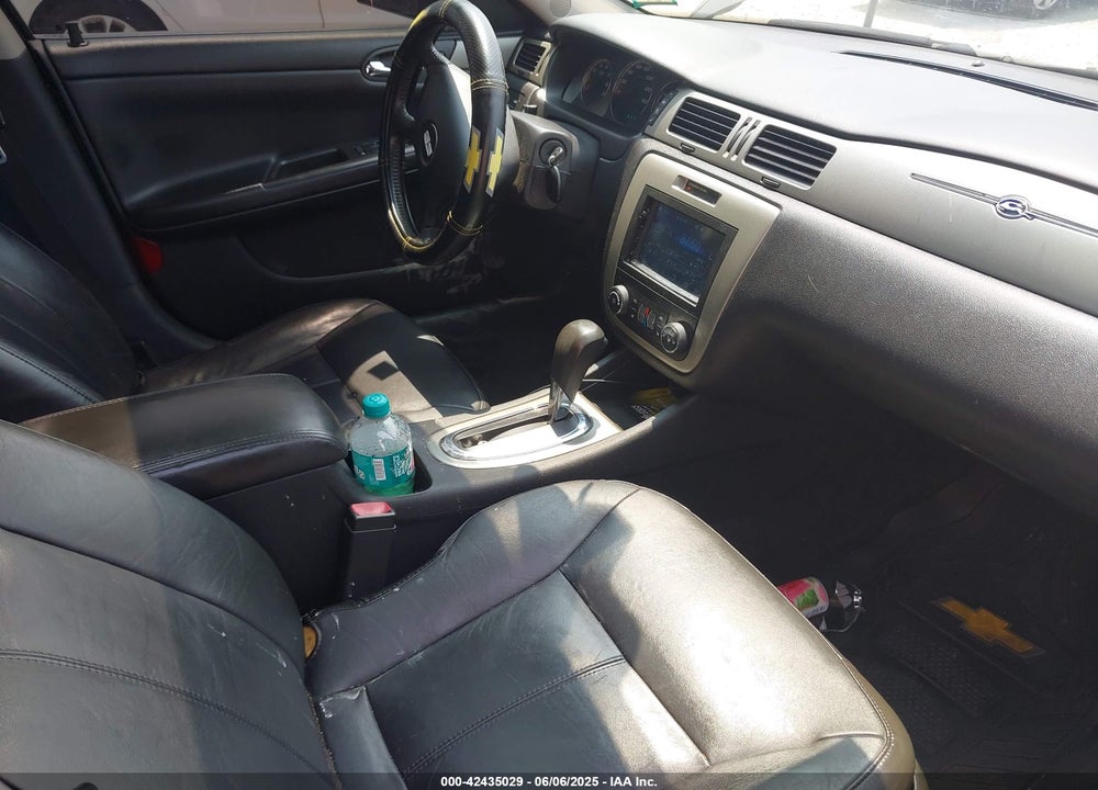 2008 CHEVROLET IMPALA VIN: 2G1WD58C989172144