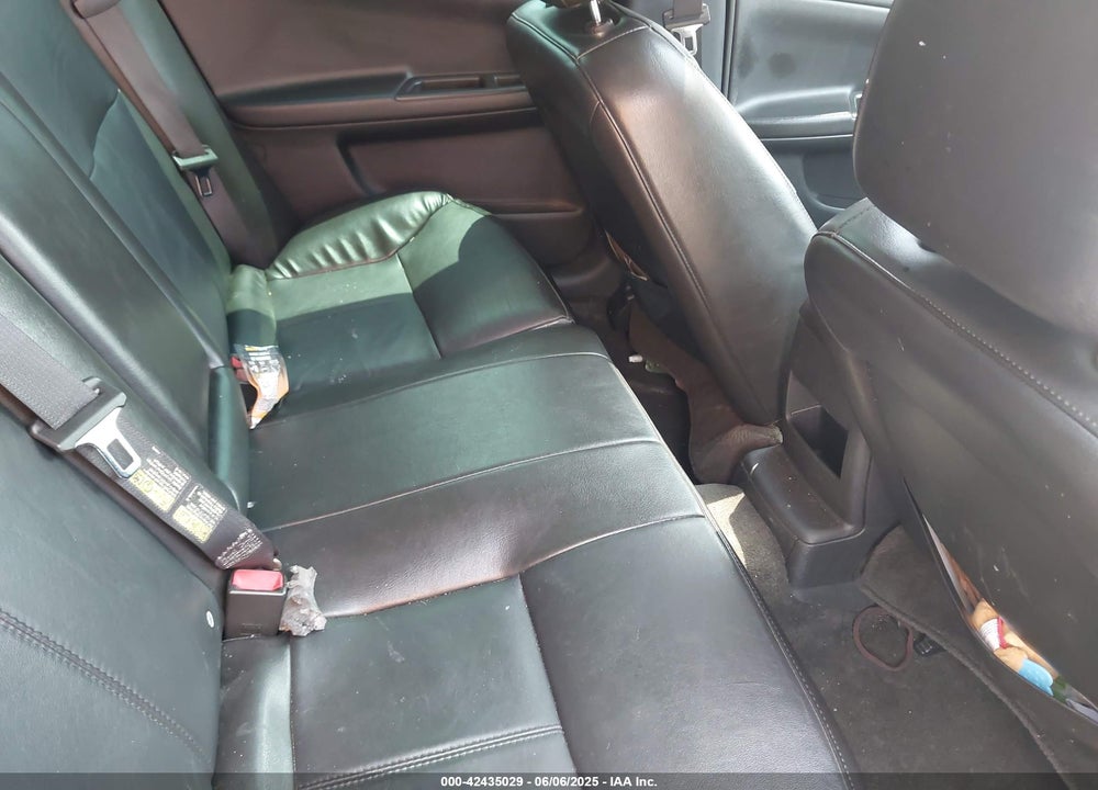 2008 CHEVROLET IMPALA VIN: 2G1WD58C989172144