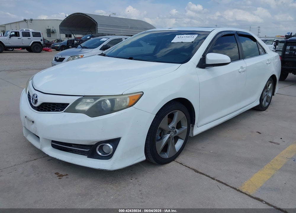 2014 TOYOTA CAMRY SE SPORT VIN: 4T1BF1FK4EU462613