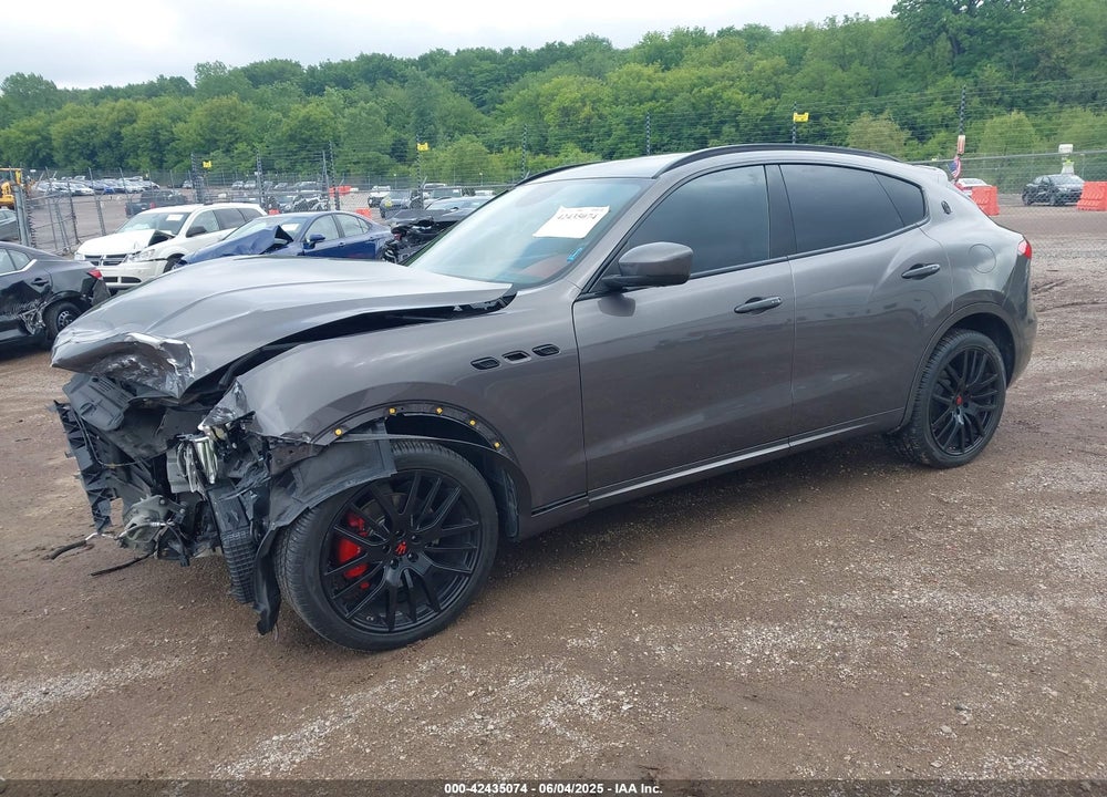 2017 MASERATI LEVANTE VIN: ZN661XUS0HX239609