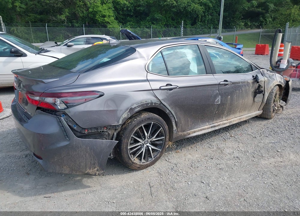 2021 TOYOTA CAMRY VIN: 4T1G11AK1MU413380