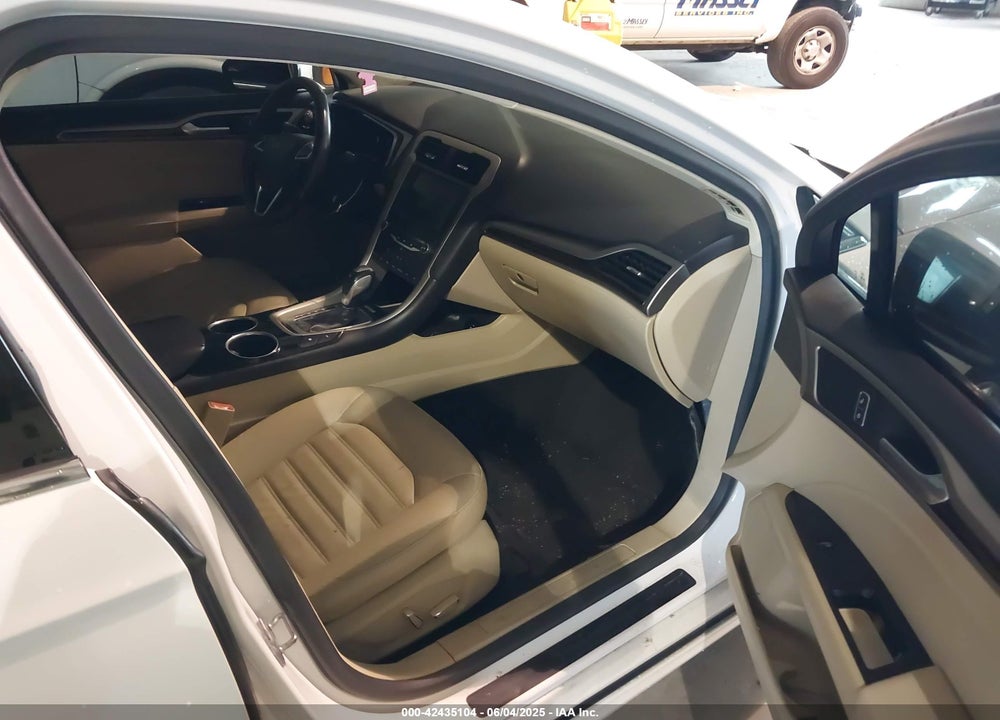 2014 FORD FUSION ENERGI SE LUXURY VIN: 3FA6P0PU1ER129649