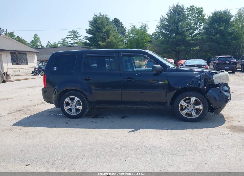 2012 HONDA PILOT EX VIN: 5FNYF4H47CB027203
