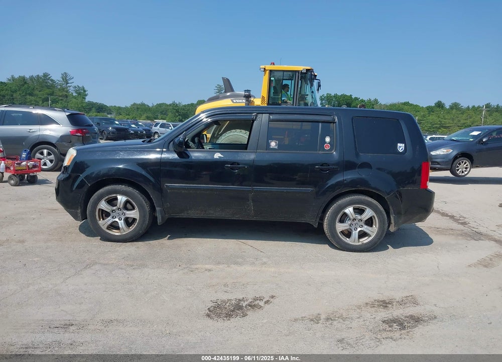 2012 HONDA PILOT EX VIN: 5FNYF4H47CB027203