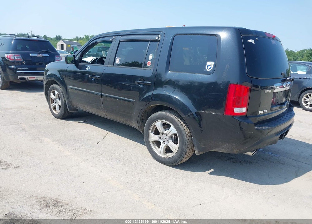 2012 HONDA PILOT EX VIN: 5FNYF4H47CB027203
