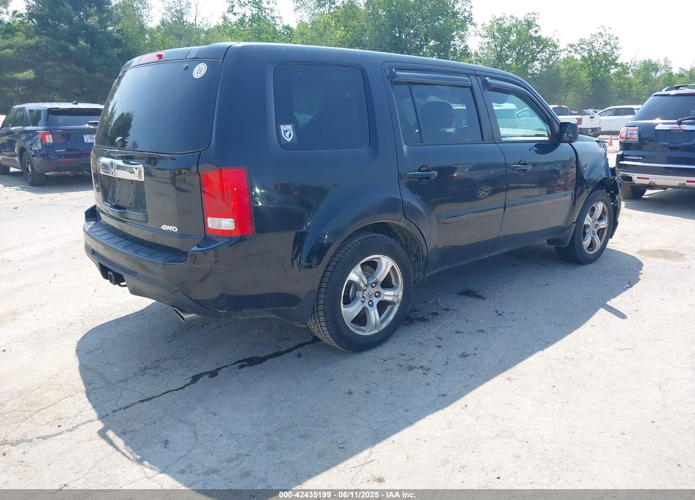 2012 HONDA PILOT EX VIN: 5FNYF4H47CB027203