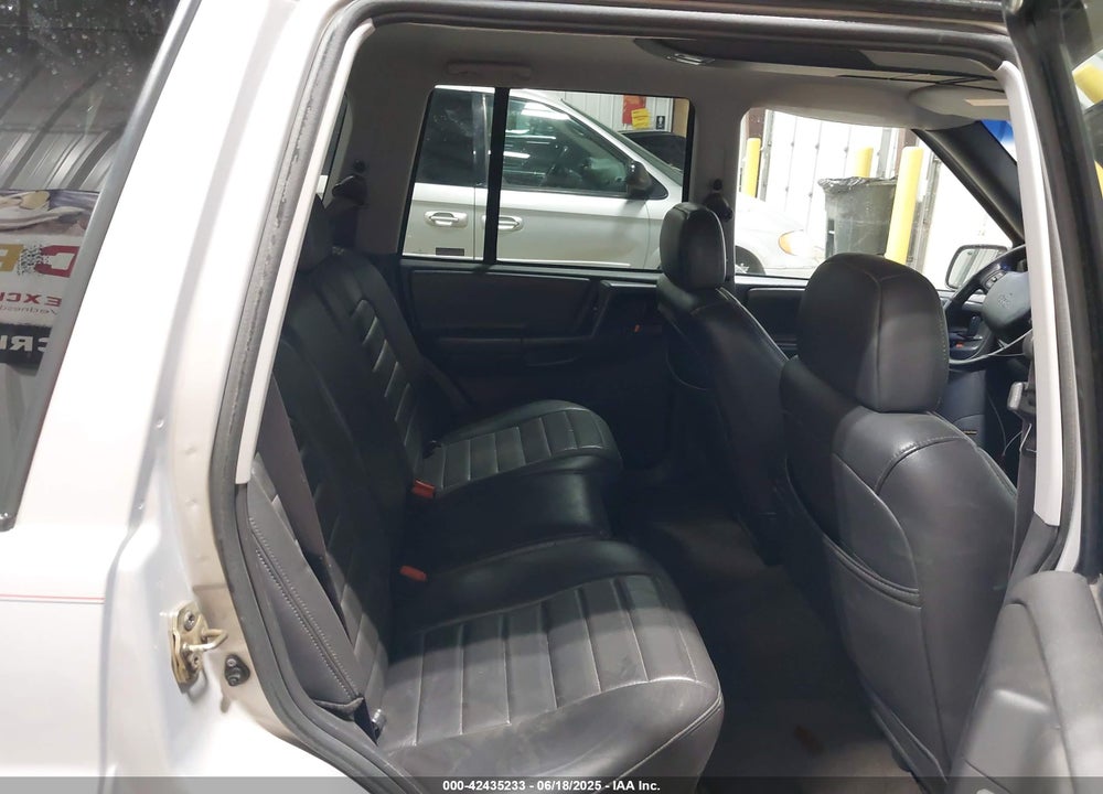 1996 JEEP GRAND CHEROKEE LAREDO VIN: 1J4GZ58S5TC293897
