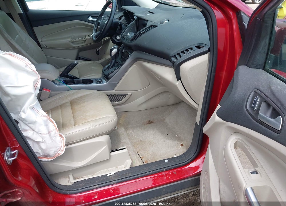2016 FORD ESCAPE VIN: 1FMCU0GX2GUB11331
