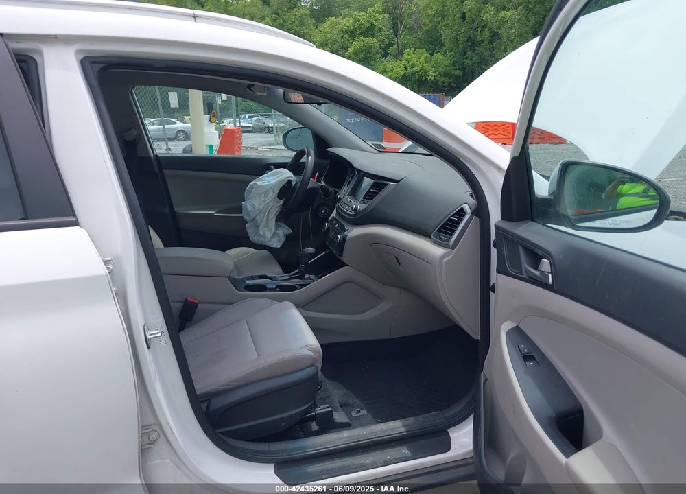 2018 HYUNDAI TUCSON SEL VIN: KM8J3CA46JU748143