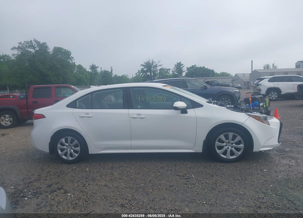 2021 TOYOTA COROLLA LE VIN: 5YFEPMAE0MP160278
