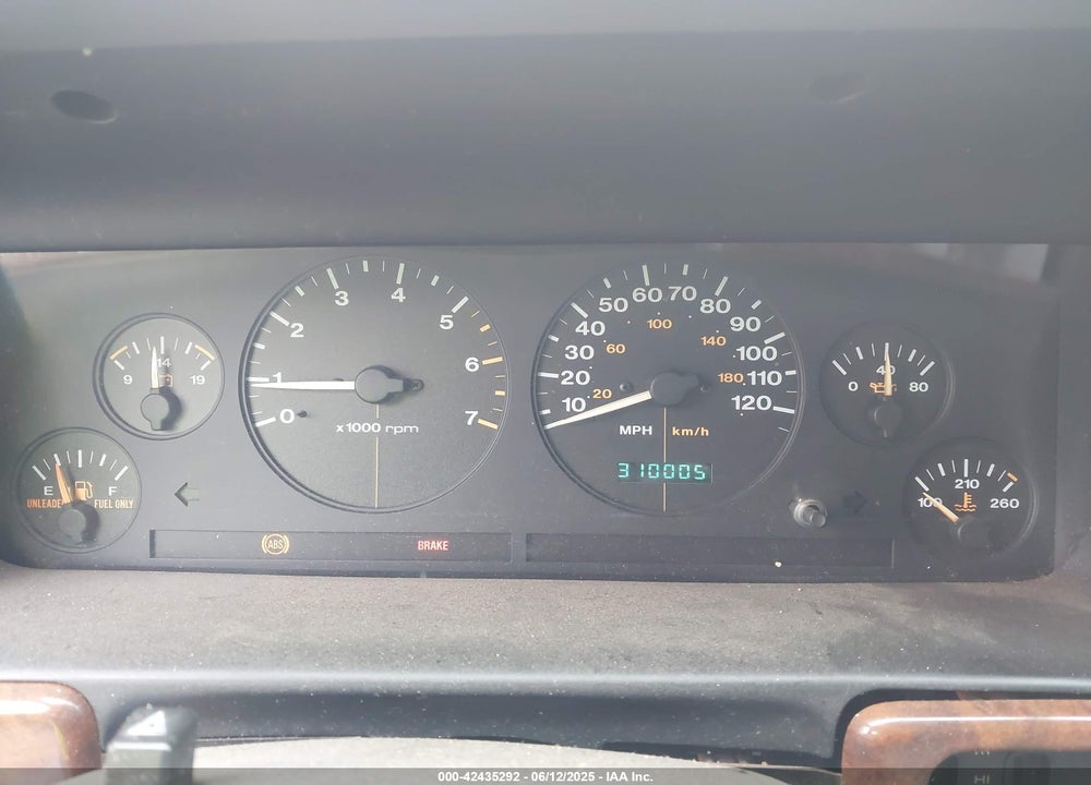1997 JEEP GRAND CHEROKEE LIMITED VIN: 1J4GZ78S1VC536295