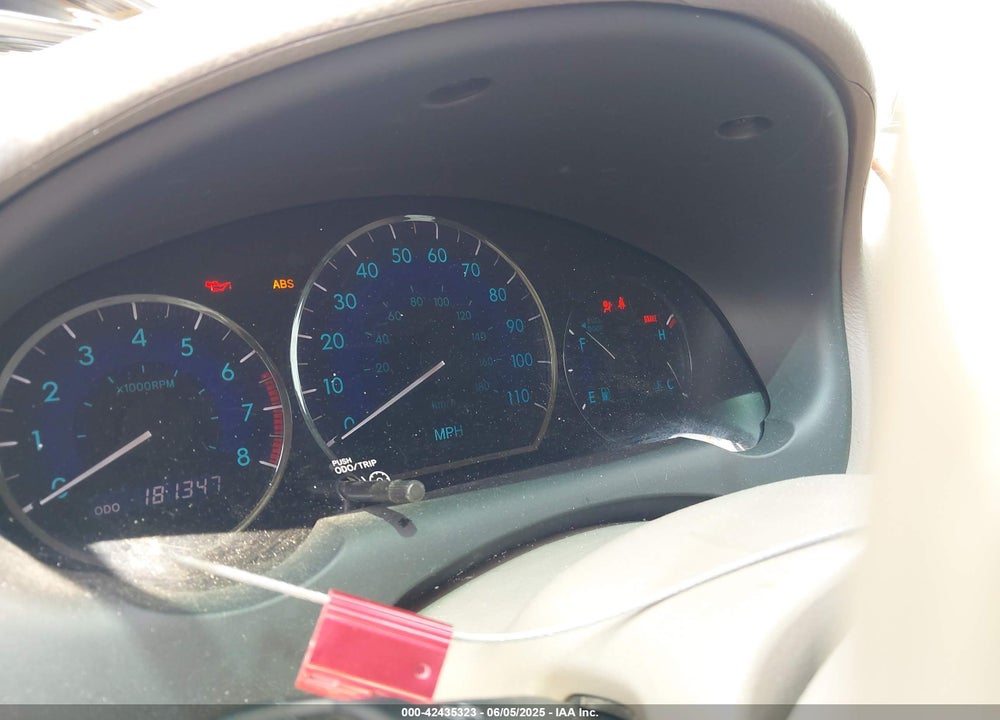 2010 TOYOTA SIENNA XLE VIN: 5TDYK4CCXAS329295