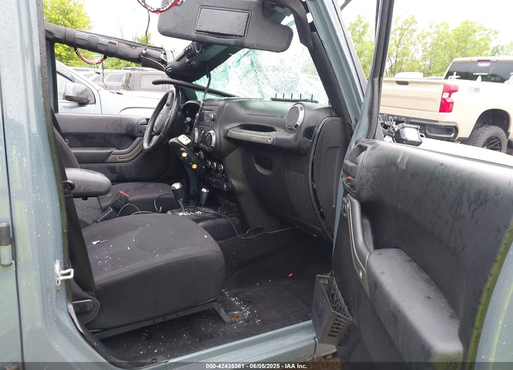 2014 JEEP WRANGLER UNLIMITED VIN: 1C4BJWDG1EL135073