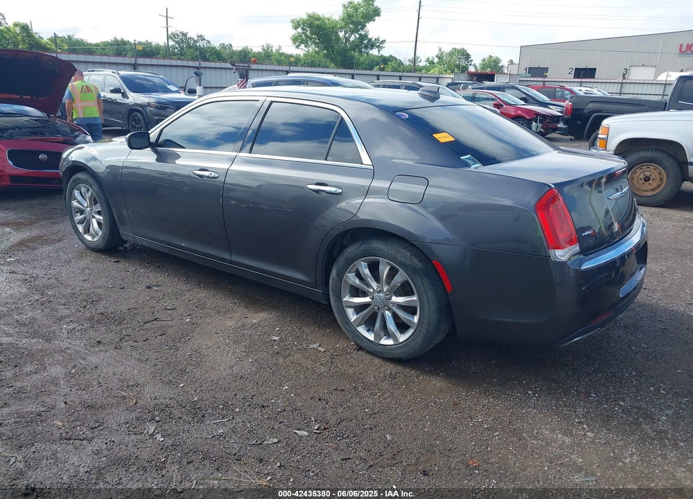 2018 CHRYSLER 300 VIN: 2C3CCAKGXJH144449