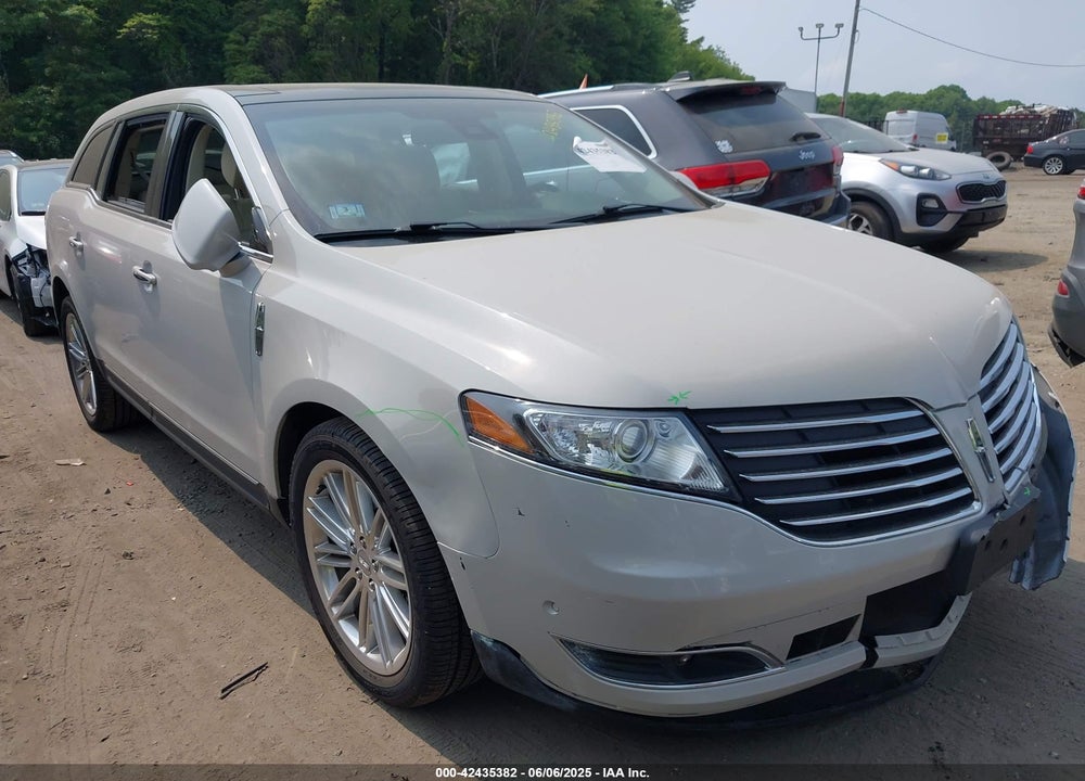 2019 LINCOLN MKT RESERVE VIN: 2LMHJ5ATXKBL01446