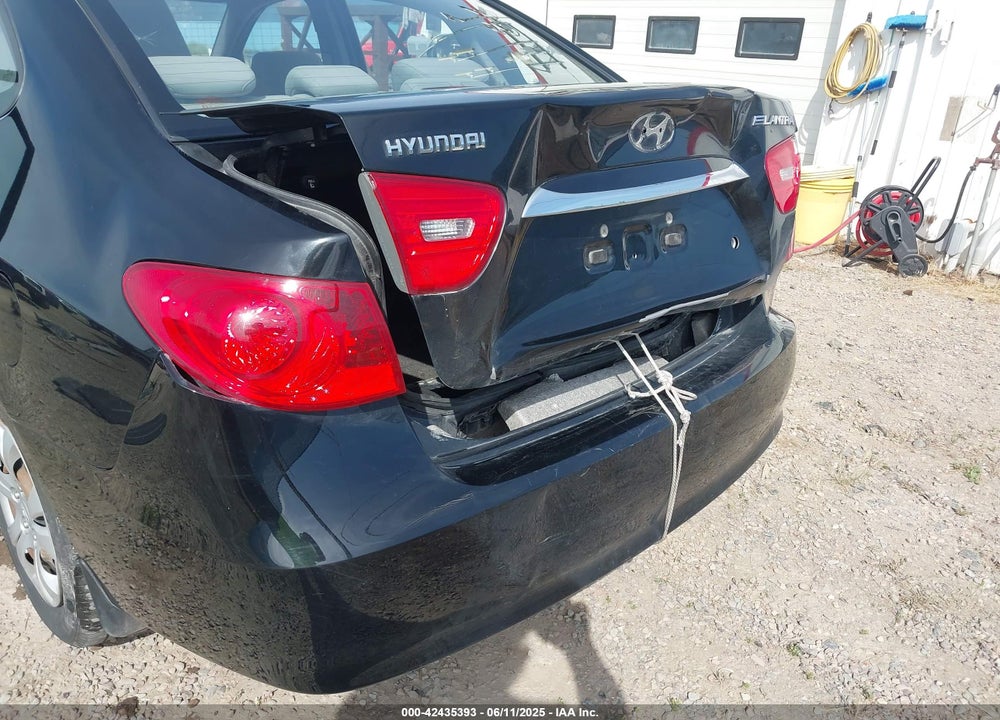 2010 HYUNDAI ELANTRA VIN: KMHDU4AD1AU834069