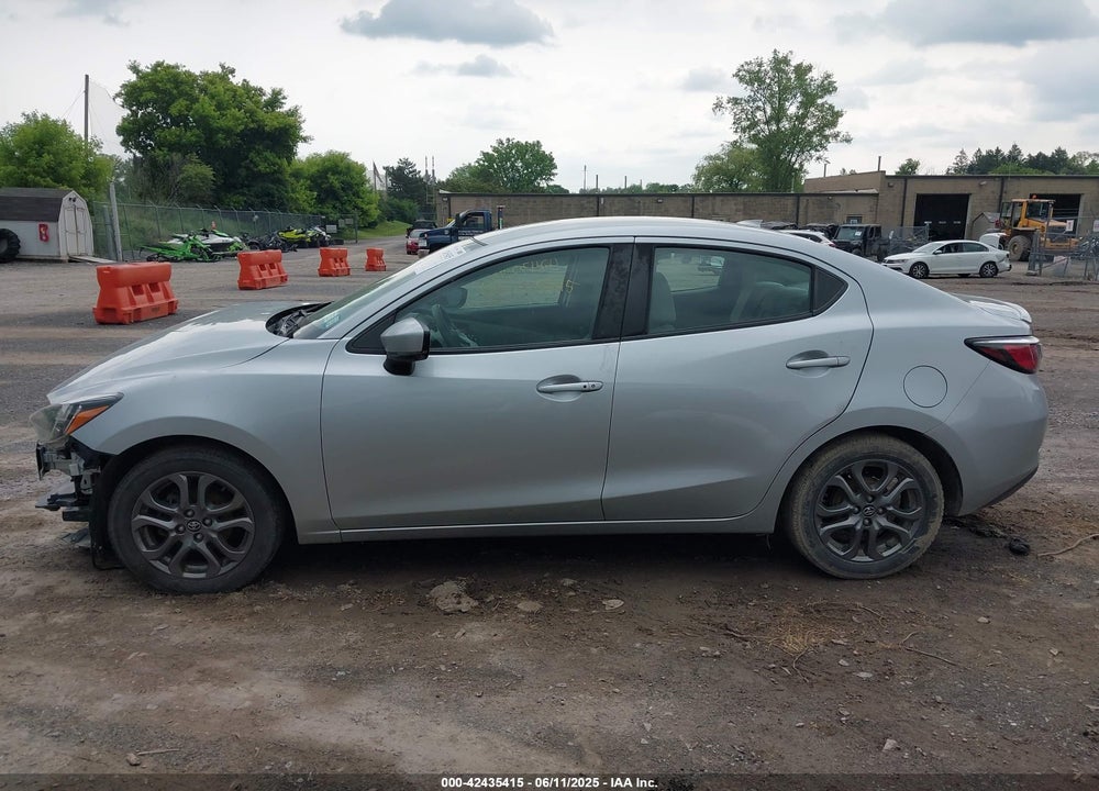 2020 TOYOTA YARIS VIN: 3MYDLBYV9LY716573