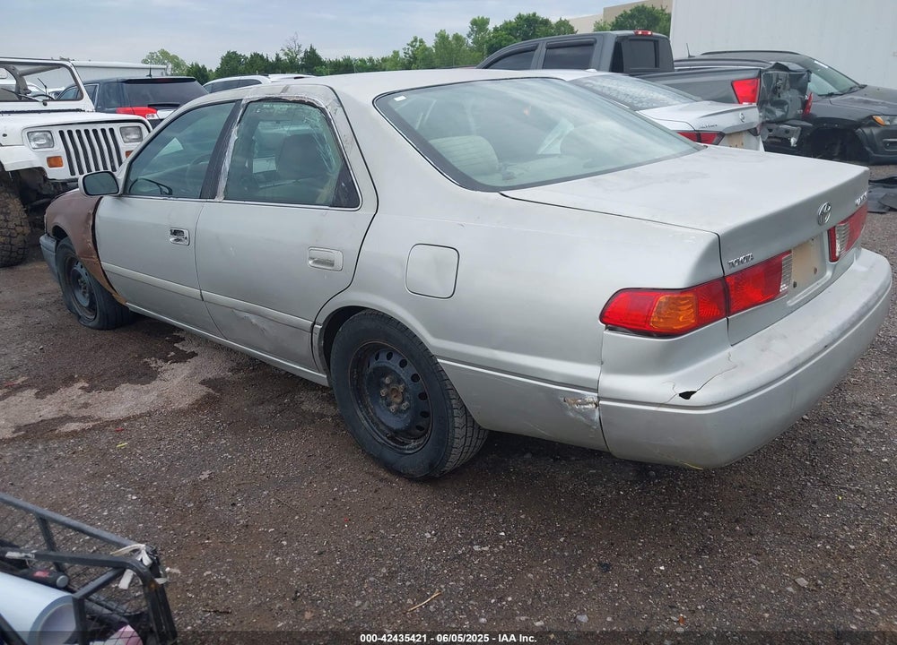 2001 TOYOTA CAMRY CE VIN: 4T1BG22K01U105416