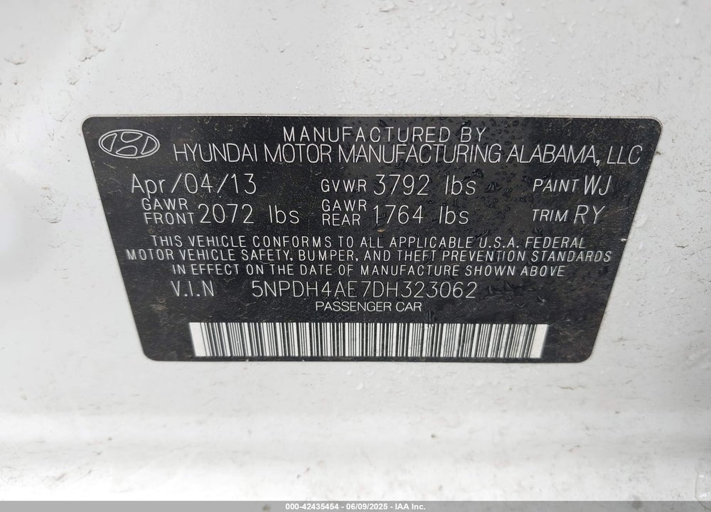 2013 HYUNDAI ELANTRA LIMITED VIN: 5NPDH4AE7DH323062