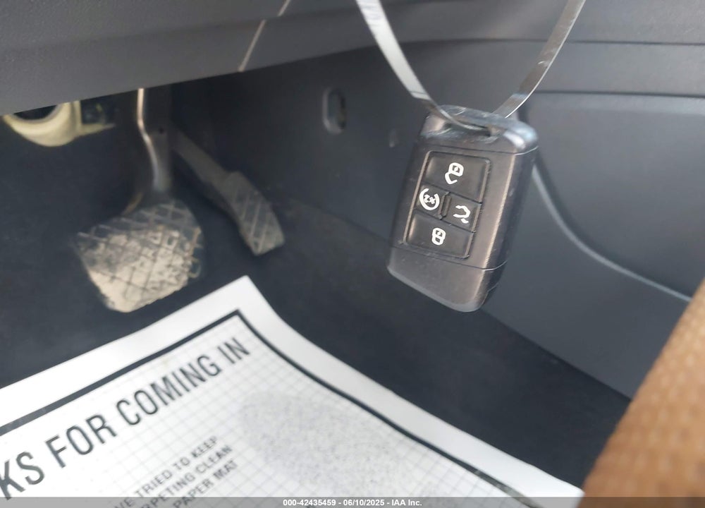 2019 VOLKSWAGEN ATLAS VIN: 1V2NR2CA8KC568556