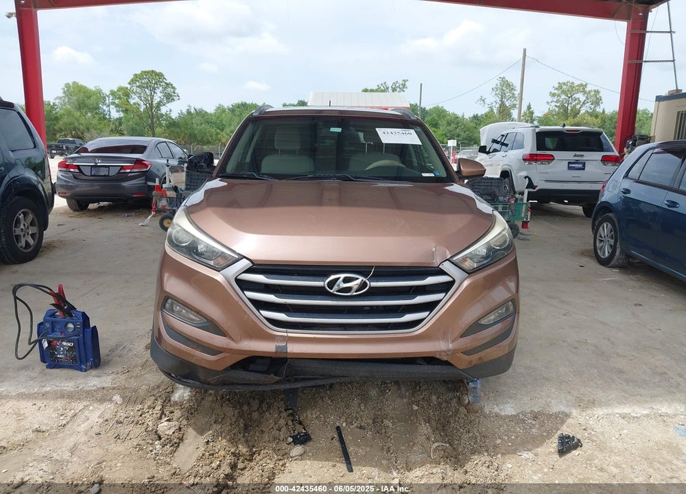 2017 HYUNDAI TUCSON VIN: KM8J33A47HU419753