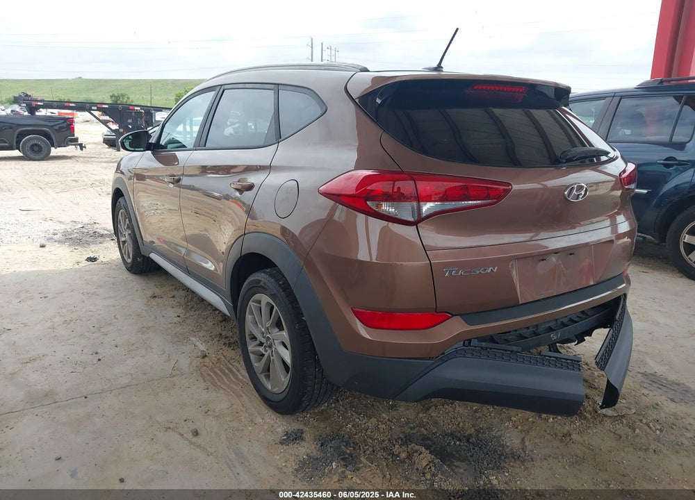 2017 HYUNDAI TUCSON VIN: KM8J33A47HU419753