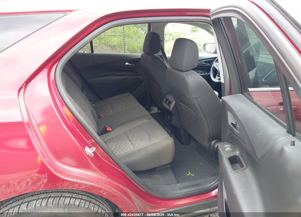 2018 CHEVROLET EQUINOX LT VIN: 2GNAXSEV9J6116443