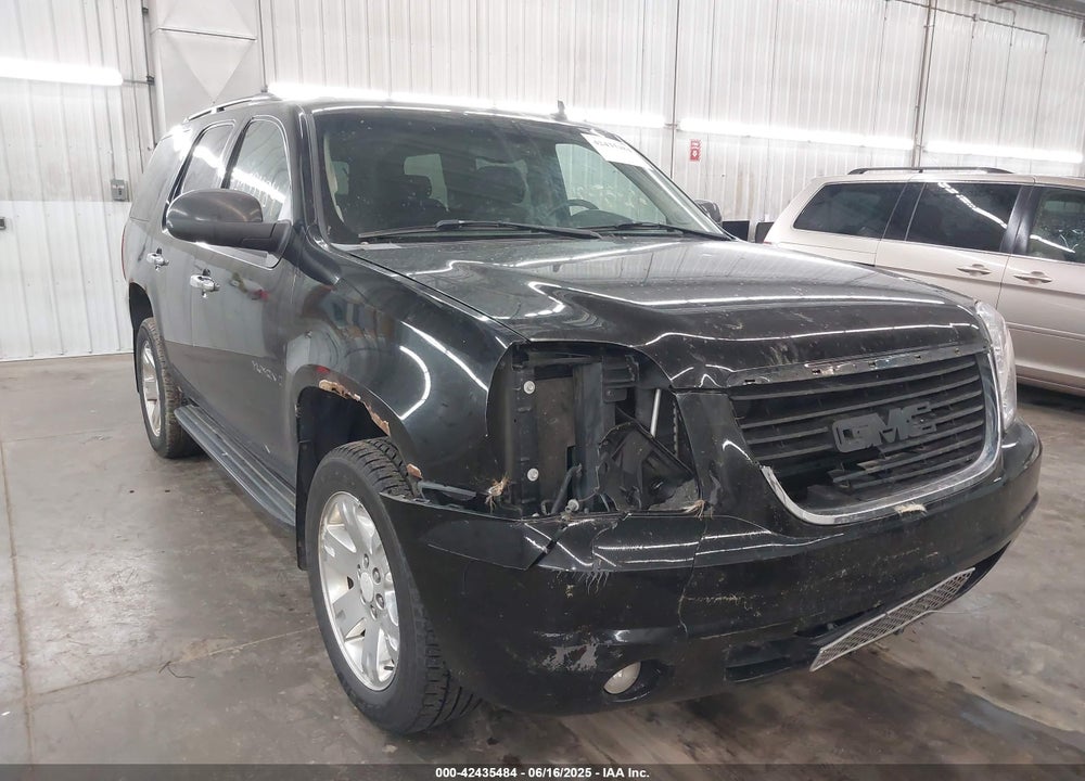 2007 GMC YUKON SLE VIN: 1GKFK13077J317384