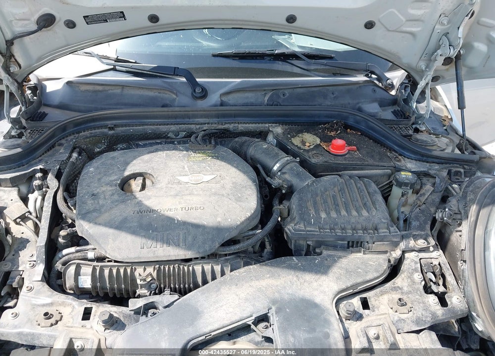 2015 MINI COOPER VIN: WMWXU3C53F2B66523