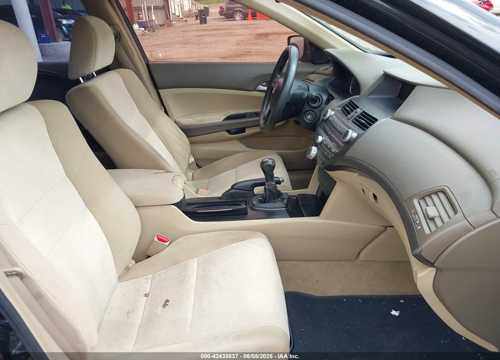 2009 HONDA ACCORD VIN: 1HGCP25429A036068