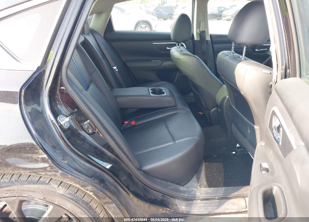 2018 NISSAN ALTIMA VIN: 1N4AL3AP5JC219938