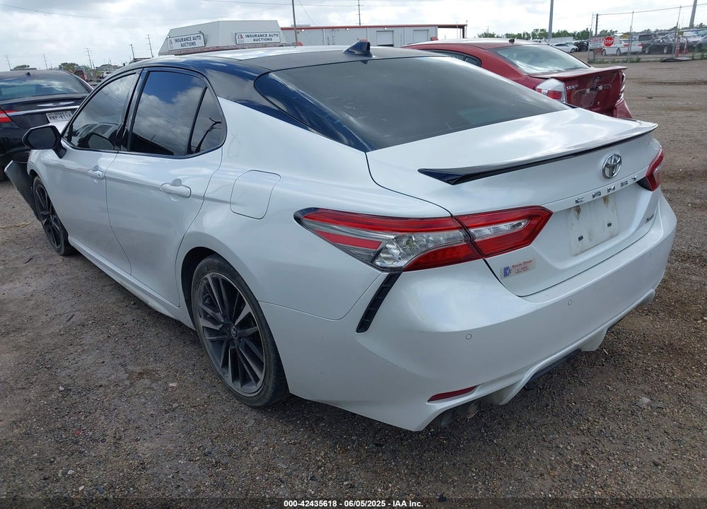 2018 TOYOTA CAMRY VIN: 4T1BZ1HK0JU020149