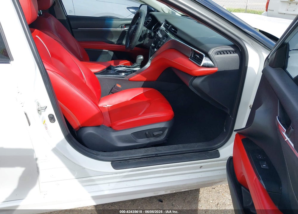 2018 TOYOTA CAMRY VIN: 4T1BZ1HK0JU020149