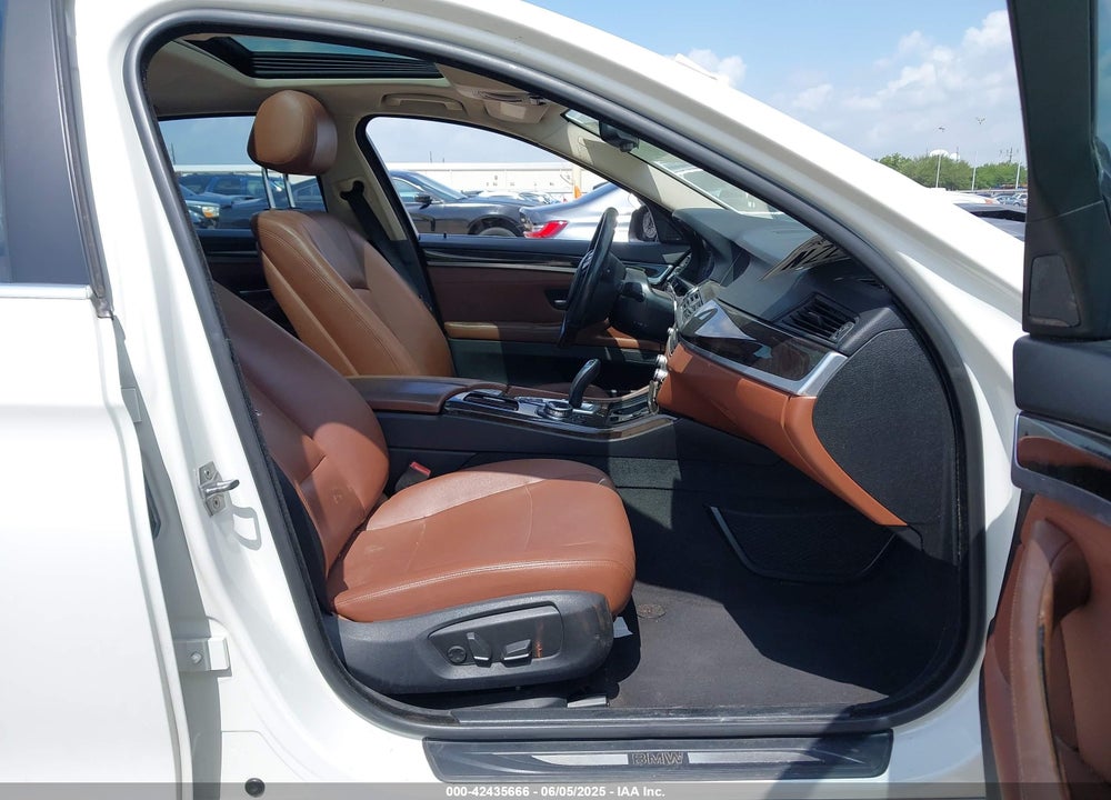 2014 BMW 5 SERIES VIN: WBA5B1C51ED475862