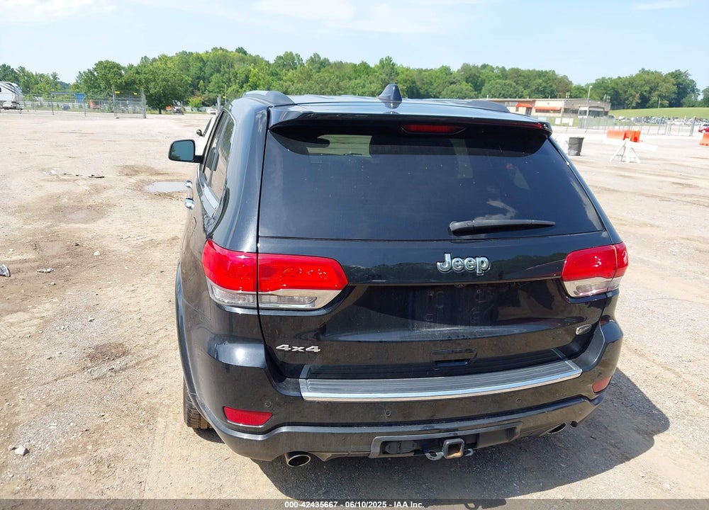 2017 JEEP GRAND CHEROKEE VIN: 1C4RJFCG6HC684823