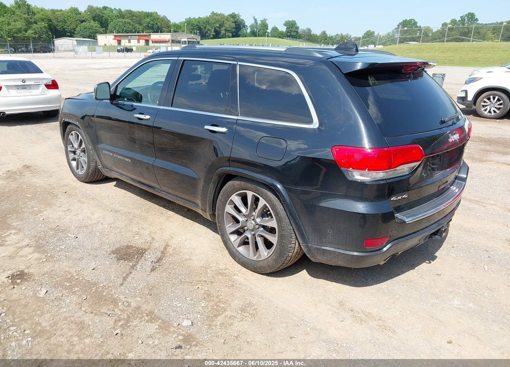 2017 JEEP GRAND CHEROKEE VIN: 1C4RJFCG6HC684823