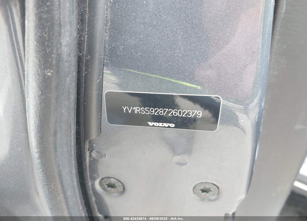 2007 VOLVO S60 2.5T VIN: YV1RS592872602379