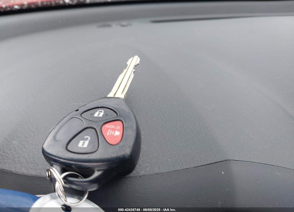 2010 TOYOTA RAV4 VIN: JTMBF4DV9A5027982