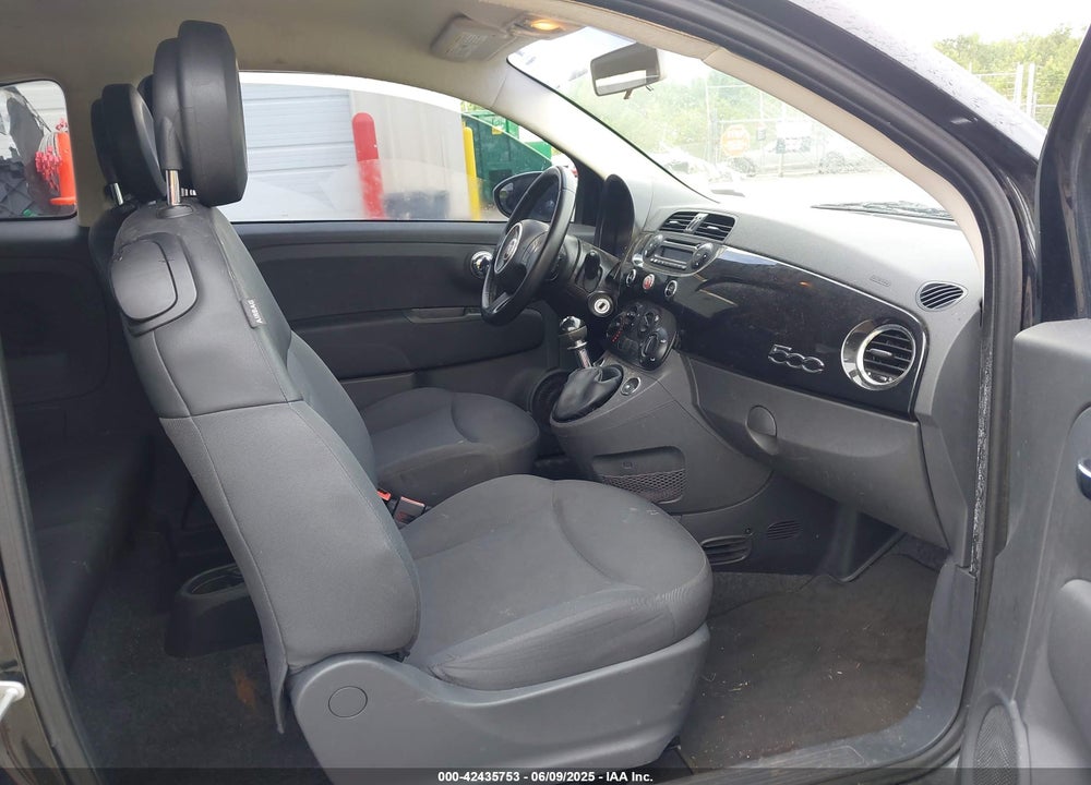 2013 FIAT 500 POP VIN: 3C3CFFARXDT623182