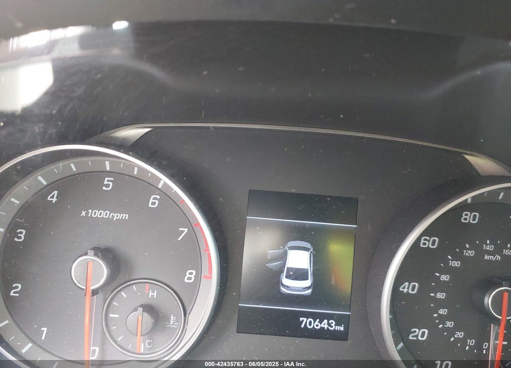 2019 HYUNDAI ELANTRA VIN: KMHD04LB9KU819795