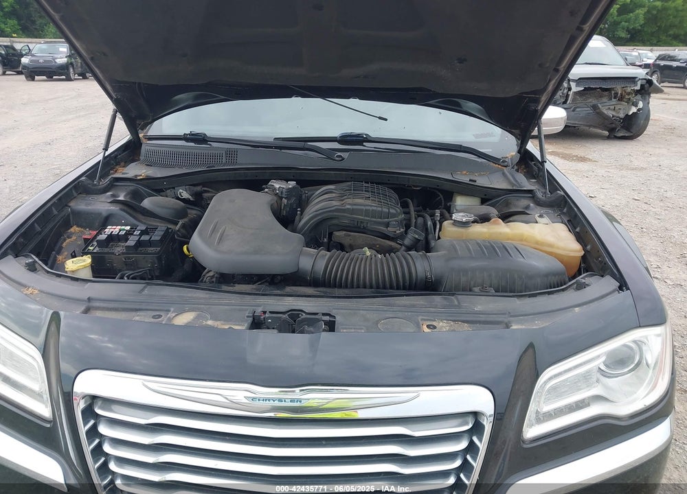 2012 CHRYSLER 300 LIMITED VIN: 2C3CCACG7CH198230
