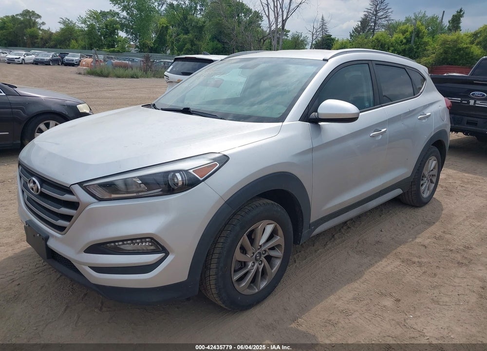 2018 HYUNDAI TUCSON VIN: KM8J3CA41JU717110