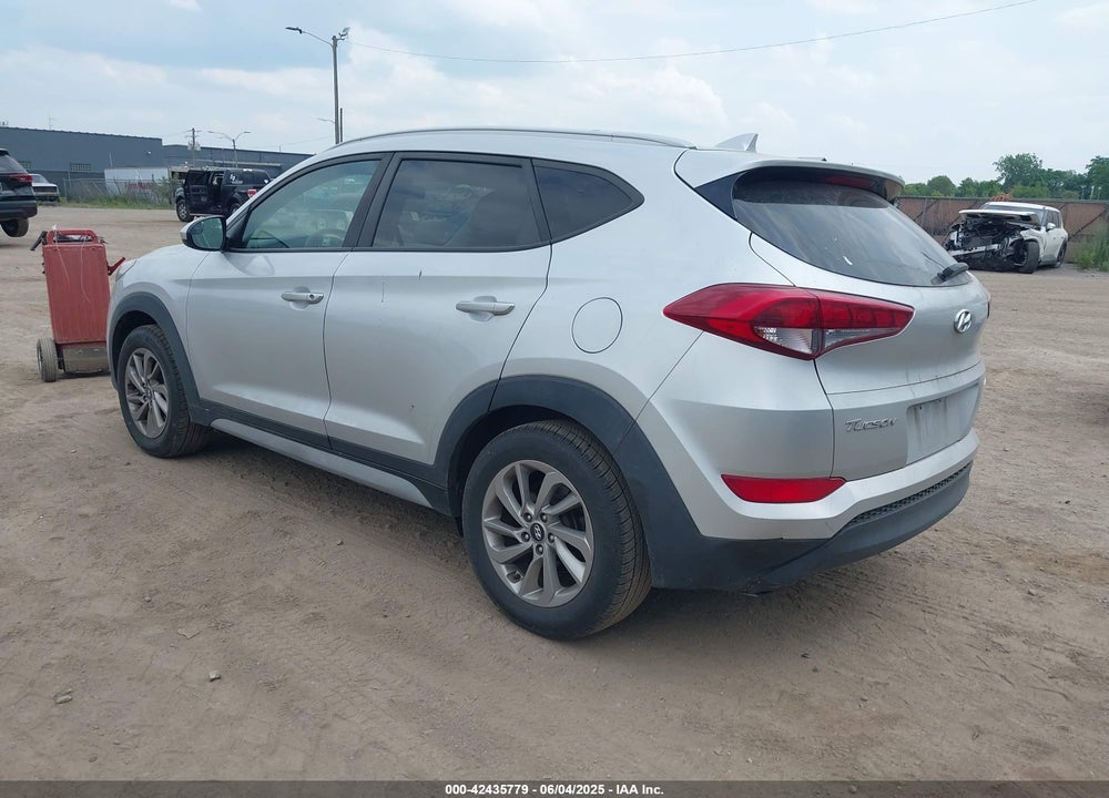 2018 HYUNDAI TUCSON VIN: KM8J3CA41JU717110