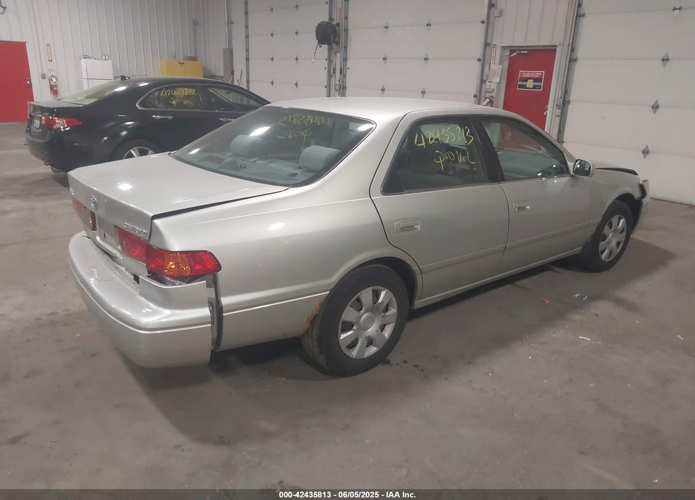 2001 TOYOTA CAMRY LE VIN: JT2BG22K510596960