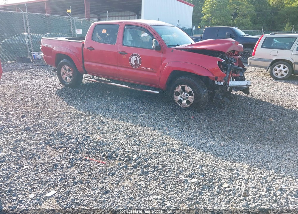 2015 TOYOTA TACOMA BASE V6 VIN: 3TMLU4EN3FM168489